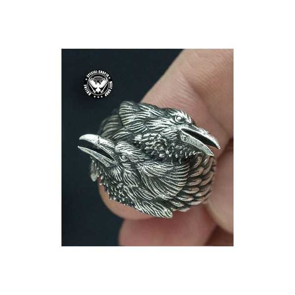 انگشتر بینظیر عقاب ها