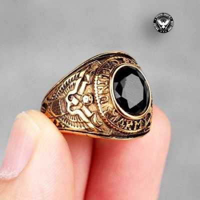 انگشتر کالج ارتش امریکا سنگ مشکی  CANADA  جواهرات 847,000.00 847,000.00 847,000.00 847,000.00