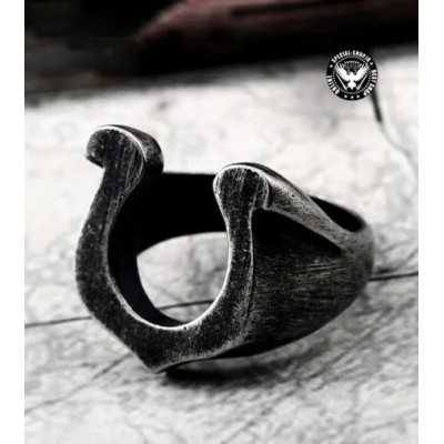 انگشتر خوش شانسی نعل  SKULL RING پیش خرید 959,000.00 959,000.00 959,000.00 959,000.00