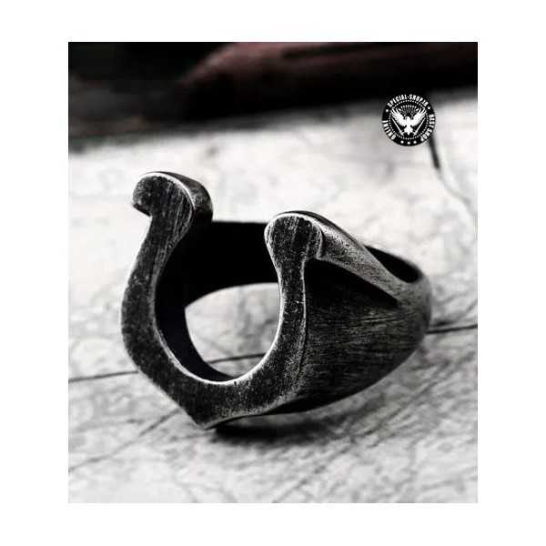 انگشتر خوش شانسی نعل