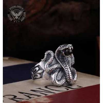 انگشتر جذاب مار کبری  CANADA  خانه 569,000.00 569,000.00 569,000.00 569,000.00