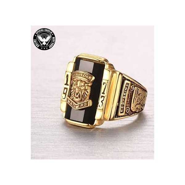 انگشتر کالج روکش طلا کانادایی مدل K18 ( دارای کلیپ تصویری )