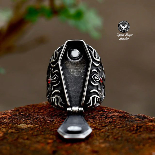 انگشتر تابوت و صلیب