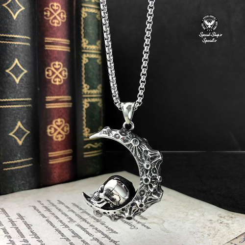 گردنبند جمجمه و ماه