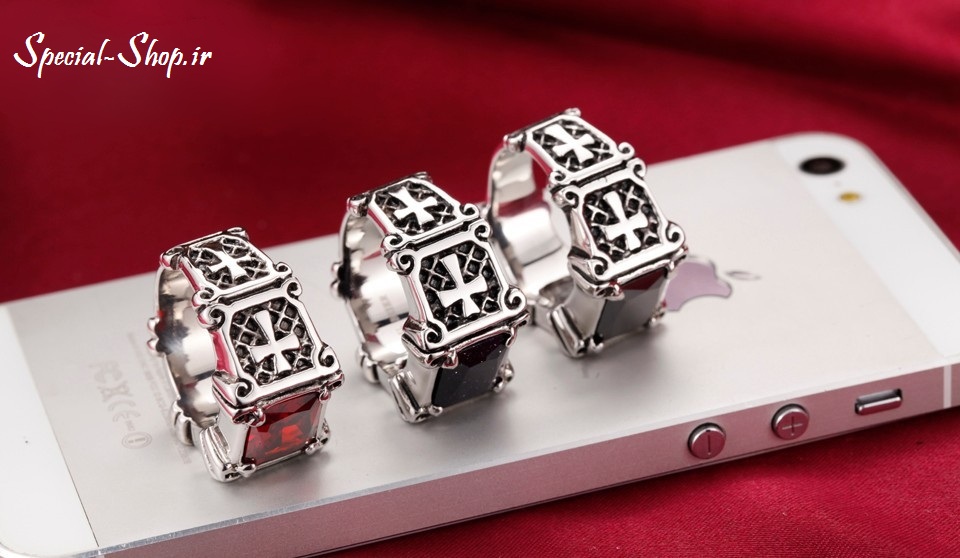 صلیب نگین مشکی فروشگاه خاص